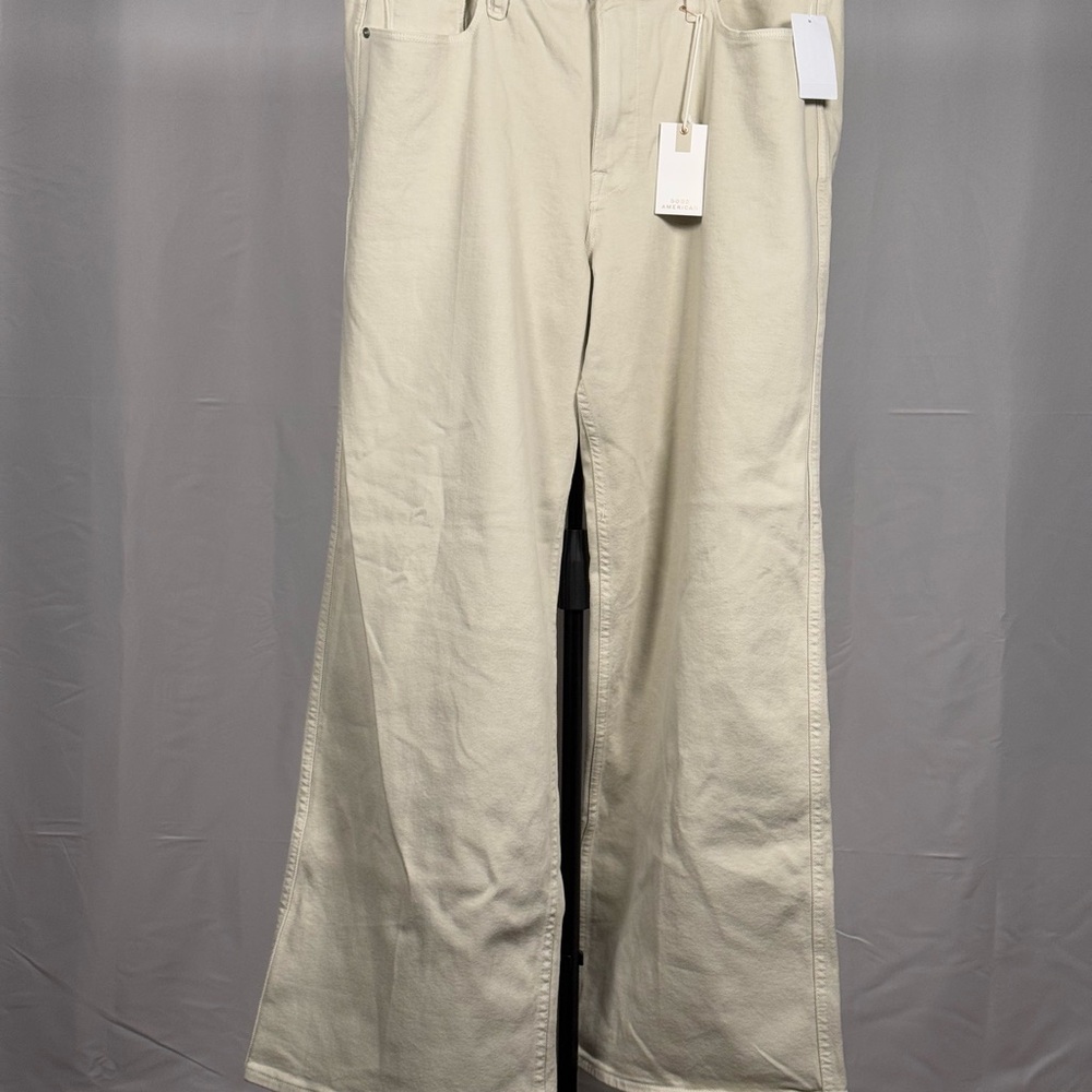 NWT Stylish Cream Denim Jeans - Picture 2 of 7